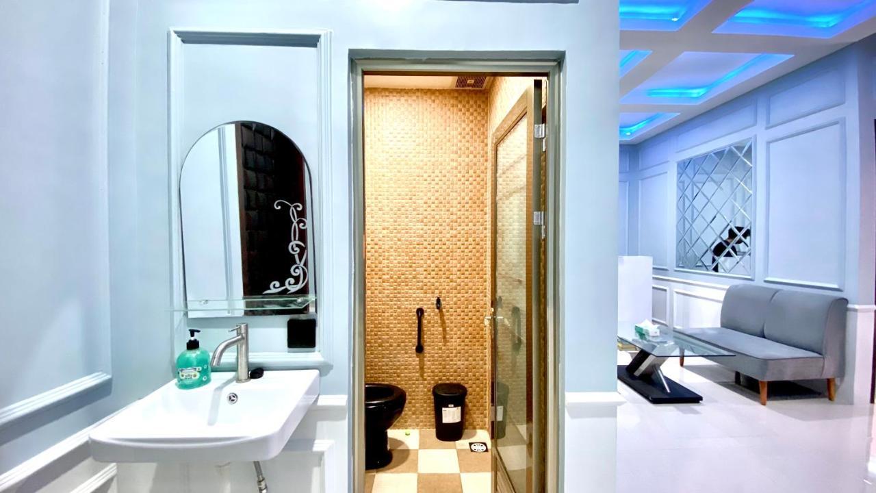 Good Feeling Ketapang Harbour Hostel Ngoại thất bức ảnh