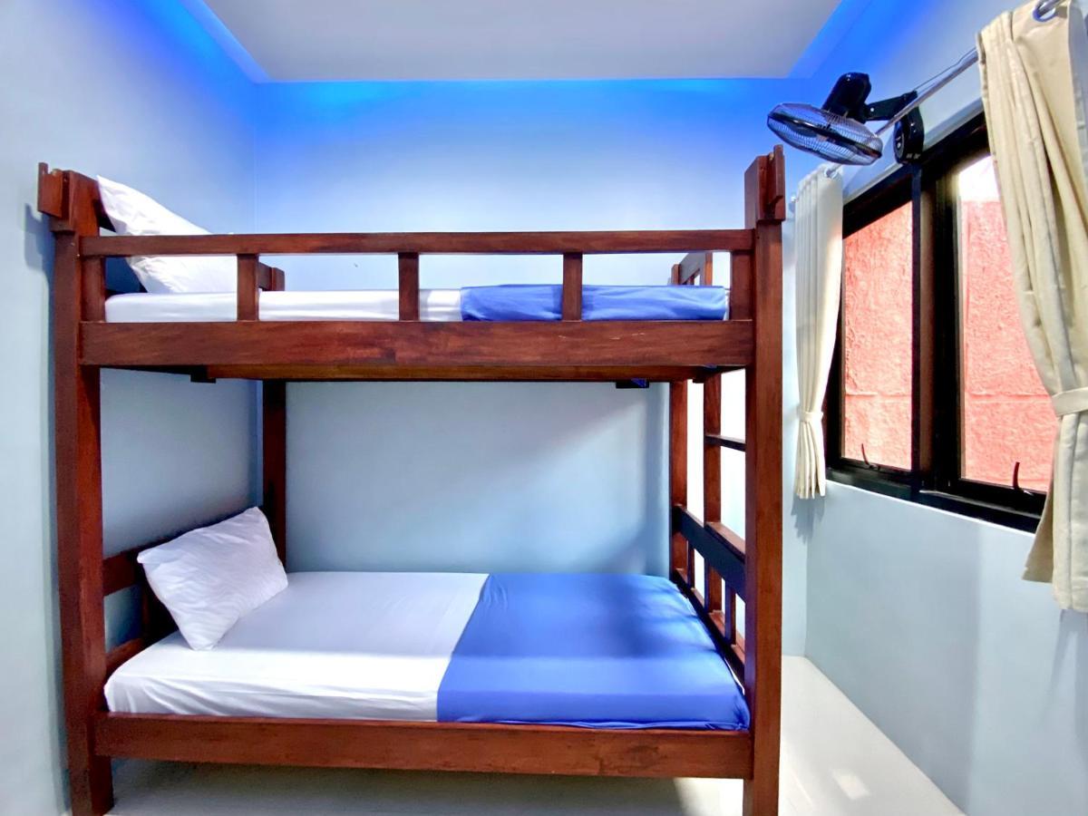 Good Feeling Ketapang Harbour Hostel Ngoại thất bức ảnh